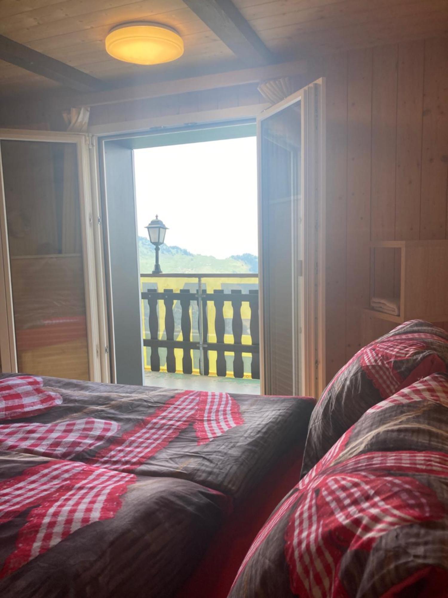 Klewenalp Ausflugs-Ski-Pistenhotel Klewenstock Бекенрид Екстериор снимка